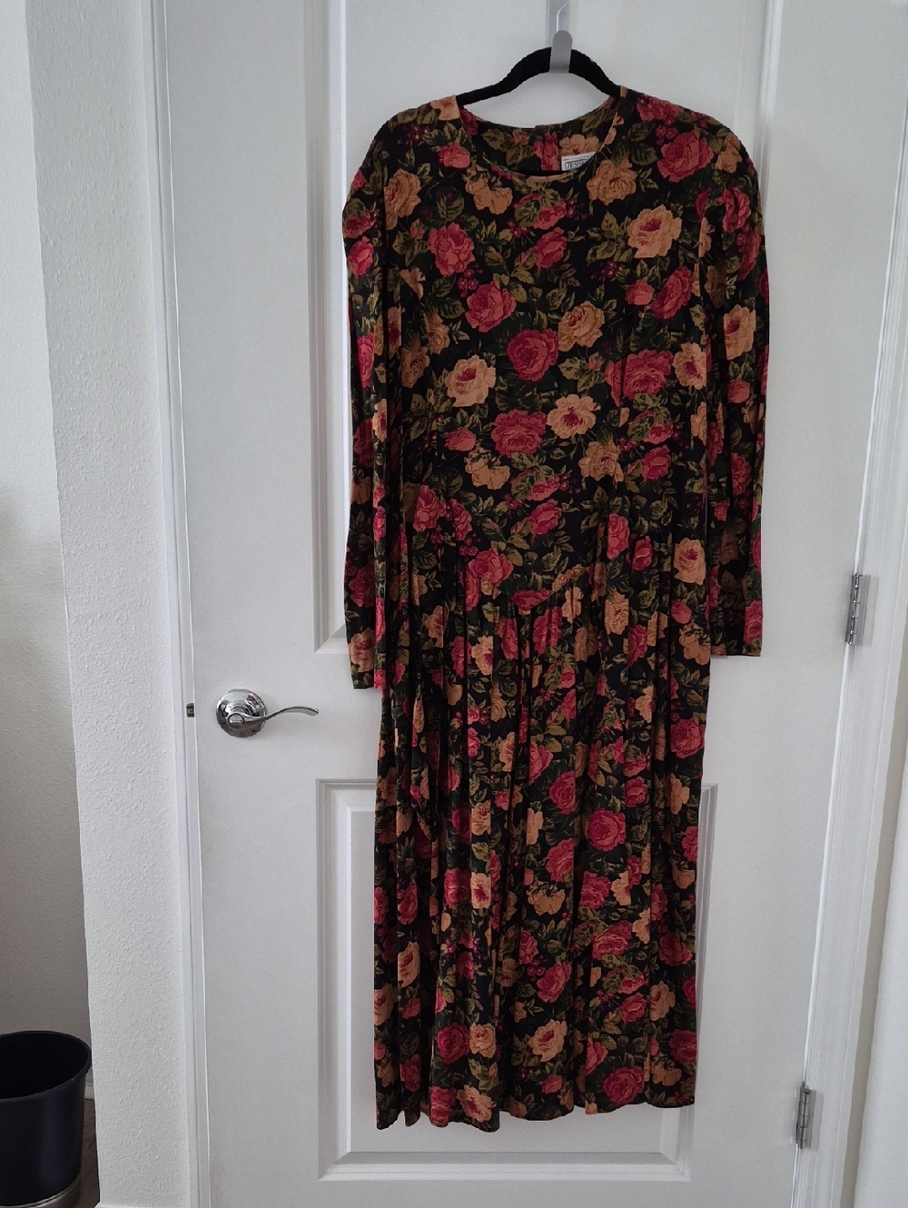 Jessica Howard Black Maxi Dress with Pink & Tan Rose Print